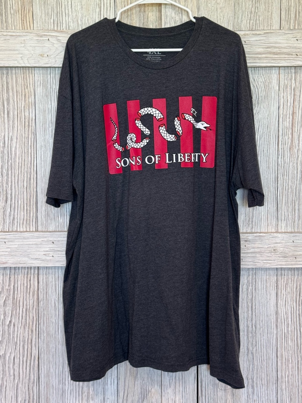 Sons of Liberty Short-Sleeve Charcoal Graphic Tee with Red Snake Detail Sz 4XL